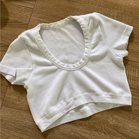 Alo Yoga top - Picture 1 of 2